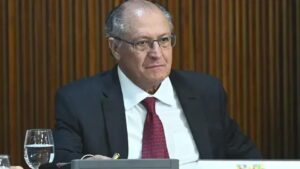 Alckmin critica decisão dos EUA sobre tarifas de aço e alumínio