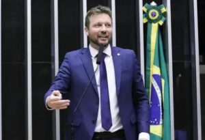 Câmara dos Deputados analisa projeto que incentiva doações em crowdfunding