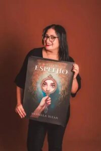 Daniella Suzan apresenta 'O Mistério do Espelho' em Coronel Fabriciano