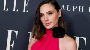 Gal Gadot compartilha experiência com coágulo durante gravidez