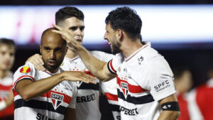 So Paulo derrotou Novorizontino pelas quartas do Paulista (foto: Rubens Chiri, Miguel Schincariol e Paulo Pinto/Saopaulofc.net)