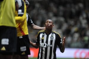 Patrick se emocionou ao marcar primeiro gol como profissional (foto: Alexandre Guzanshe/EM/D.A. Press)