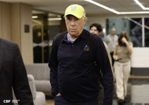 Chegada de Ancelotti ao Brasil (foto: Rafael Ribeiro/CBF)