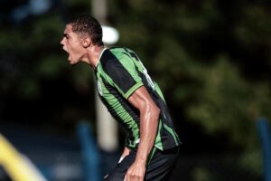 Jogador do Amrica (foto: Divulgao - Amrica)