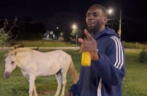 Bolasie celebrou vitria do Cruzeiro de forma inusitada (foto: Reproduo/X)