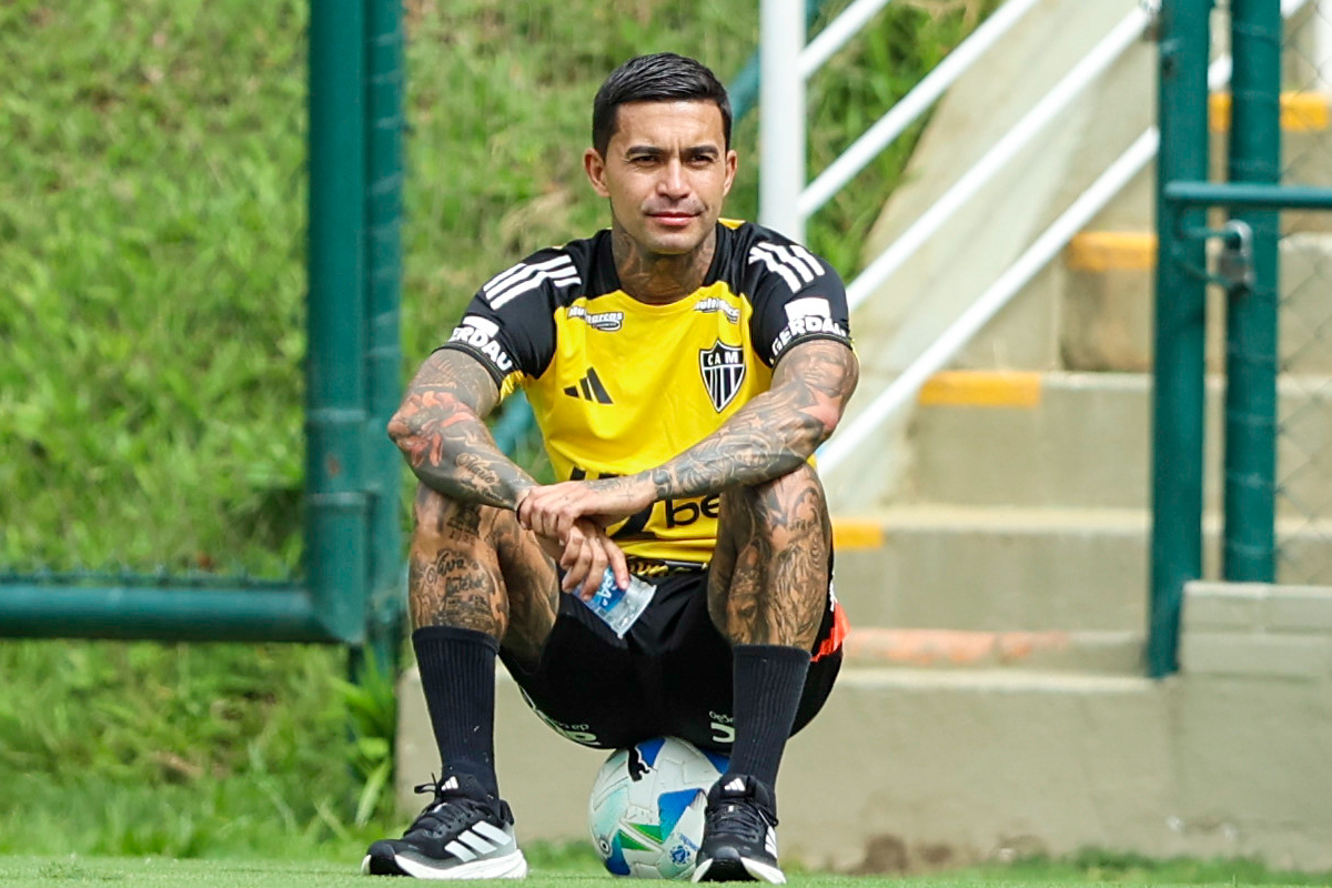 Dudu em treino do Atltico na Cidade do Galo - (foto: Pedro Souza/Atltico) Dudu em treino do Atltico na Cidade do Galo - (foto: Pedro Souza/Atltico)