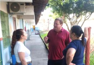 Deputado Celinho visita as dependências da Escola Monteiro Lobato, em Timóteo