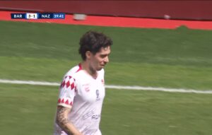 Mochakk em campo pelo Barbagiuans Monaco na Racing Stars Football Cup (foto: Reproduo/TV Monaco)