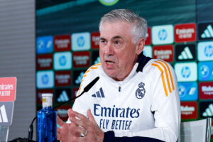Carlo Ancelotti conquistou trs edies de Champions League pelo Real Madrid (foto: OSCAR DEL POZO / AFP)