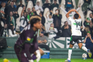Amrica perdeu para o Coritiba (foto: JP Pacheco/Coritiba)