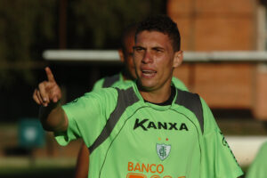 Moiss foi campeo da Srie C com o Amrica em 2009 (foto: Jorge Gontijo/EM/D.A Press)