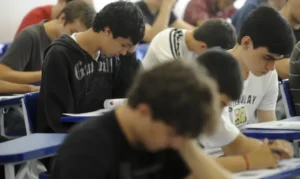 MEC divulga lista de espera das vagas remanescentes do Fies
