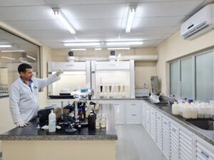 Laboratório da Copasa no Vale do Aço realiza aproximadamente 32 mil análises em 2024