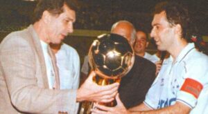 Cruzeiro vencedor da Copa Centro-Oeste (foto: Reproduo/Cruzeiro)