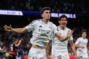 Jacobo Ramn comemora gol pelo Real Madrid no Campeonato Espanhol (foto: Pierre-Philippe MARCOU / AFP)