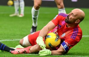 Goleiro Pepe Reina, do Como (foto: Piero Cruciatti/AFP)