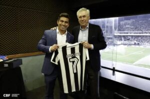 Ancelotti faz sua estreia como técnico da Seleção e saboreia Biscoito Globo