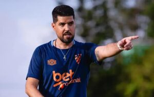 António Oliveira promete resposta firme do Sport contra o Cruzeiro