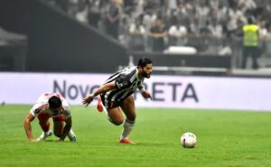 Atlético busca classificação na Sul-Americana com retrospecto na Arena MRV