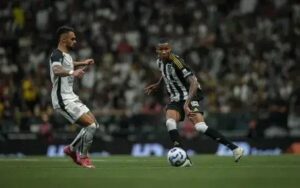 Atlético e Corinthians empatam sem gols na Arena MRV