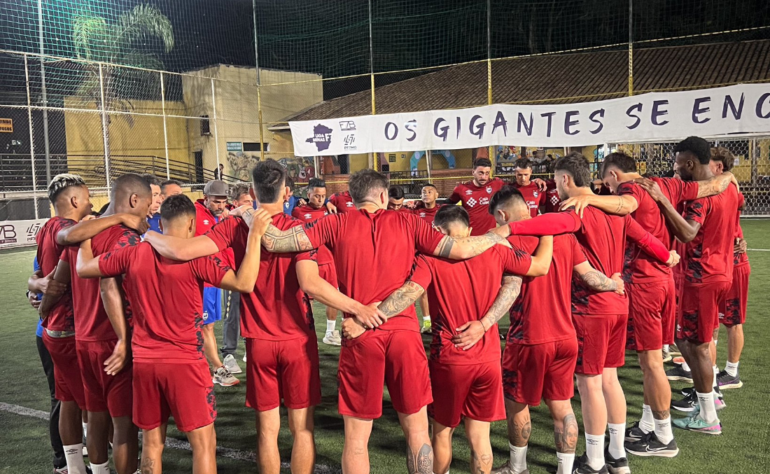 Jogadores do Cienciano na Arena BVB Pampulha, em Belo Horizonte - (foto: Divulgao/X/Cienciano) Jogadores do Cienciano na Arena BVB Pampulha, em Belo Horizonte - (foto: Divulgao/X/Cienciano)