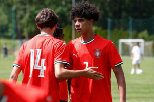 Cristiano Ronaldo Jr. em jogo pela Seleo Portuguesa Sub-15 (foto: Reproduo)