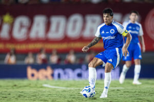 O Cruzeiro voltou a vencer o Vila Nova e avanou s oitavas de final da Copa do Brasil (foto: Heber Gomes)