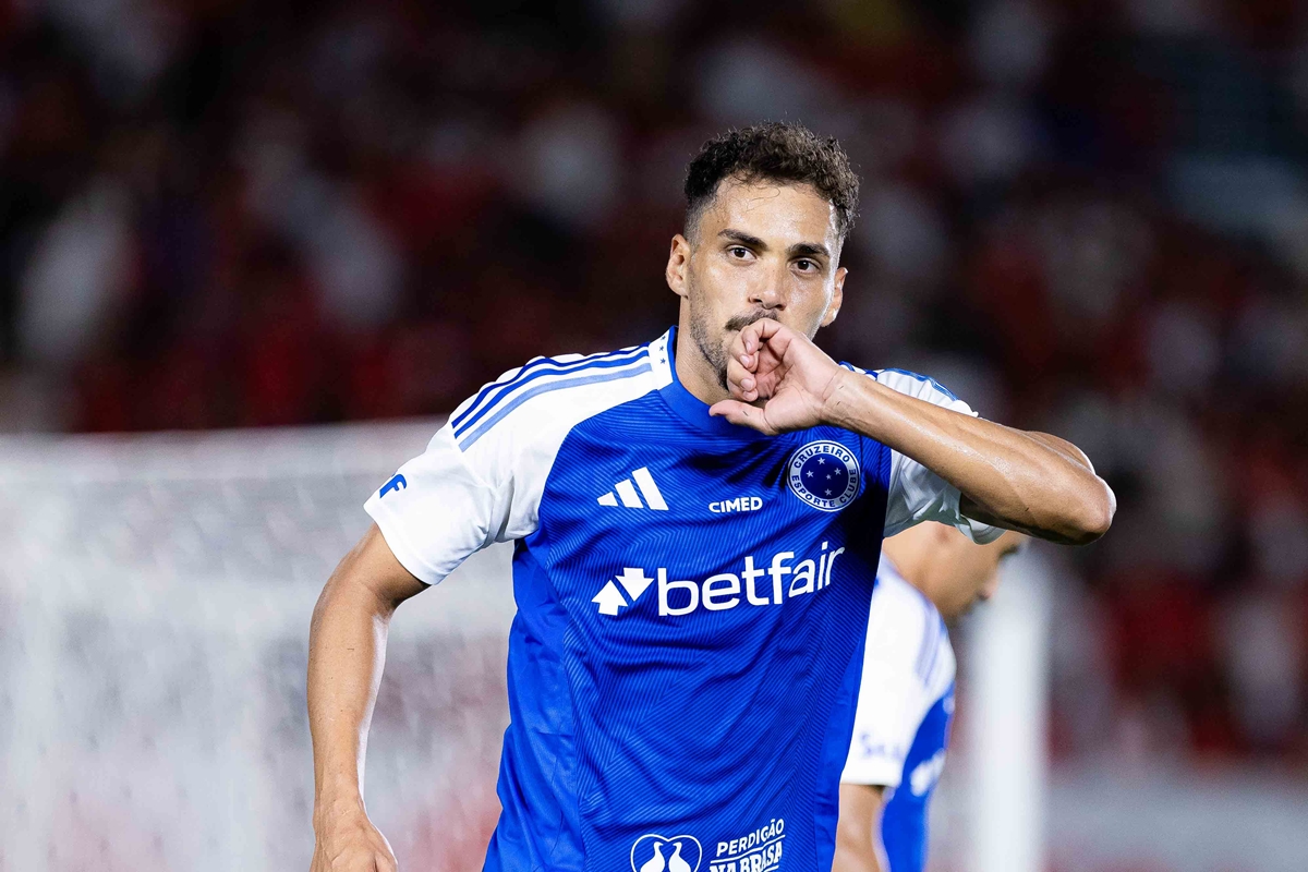 Eduardo, jogador do Cruzeiro - (foto: Heber Gomes/Cruzeiro) Eduardo, jogador do Cruzeiro - (foto: Heber Gomes/Cruzeiro)