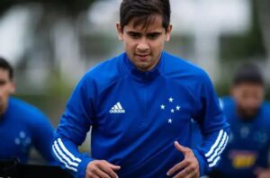 Everton Felipe critica jogador do Sport após goleada para o Cruzeiro