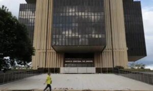 Expectativa do mercado sobre economia melhora com PIB previsto a 2,14%