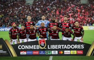 Escalao do Flamengo na partida contra o Deportivo Tchira-VEN (foto: Gilvan de Souza/Flamengo)