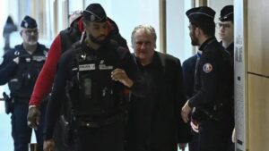 Gérard Depardieu: 18 meses de prisão por agressões sexuais na França
