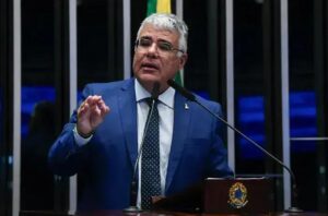 Girão critica restrições do STF e exalta ação da Comissão de Direitos Humanos na Argentina