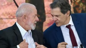 Governo avalia devolução de descontos indevidos a aposentados do INSS