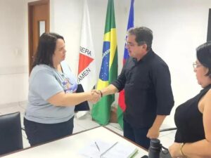 Governo de Ipatinga discute educação com o Sind-UTE e agenda novas reuniões