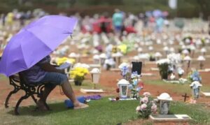 Grupos de apoio ajudam mães a enfrentar luto e encontrar esperança
