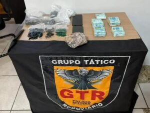 Homens são detidos com pedras preciosas e quantia expressiva na BR-458