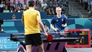 Hugo Calderano avança no Mundial após surpresa e escapa de rival