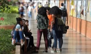 Inscrições para o programa de bolsas Black STEM são prorrogadas até 12 de maio