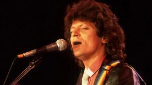 Johnny Rodriguez, ícone da música country, falece aos 73 anos
