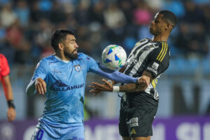 Jnior Santos atuou por mais de 50 minutos em Deportes Iquique 3 x 2 Atltico (foto: Pedro Souza/Atltico)
