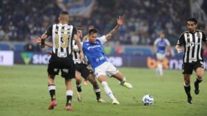 Kaio Jorge em ao durante Cruzeiro x Atltico (foto: Alexandre Guzanshe/EM/D.A Press)