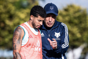 Para a lateral direita do Cruzeiro, Leonardo Jardim tem William e Fagner  disposio (foto: Gustavo Aleixo/Cruzeiro)