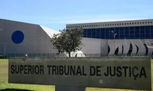 Lula indica Carlos Brandão como novo desembargador no STJ