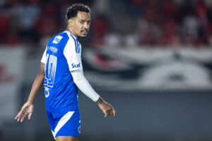 O Cruzeiro voltou a vencer o Vila Nova e avanou s oitavas de final da Copa do Brasil (foto: Gustavo Aleixo/Cruzeiro)