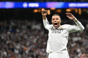 Mbapp comemorando gol pelo Real Madrid (foto: Javier Soriano/AFP)