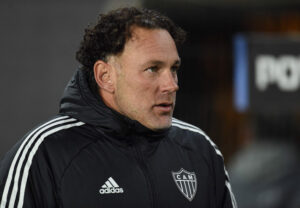 Gabriel Milito, ex-tcnico do Atltico (foto: JUAN MABROMATA/AFP)