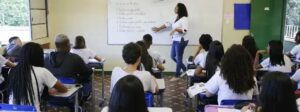 Minas Gerais lança concurso com 13.795 vagas para a educação estadual