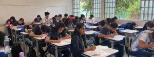 Minas Gerais realiza segundo teste de redação para o Enem 2025