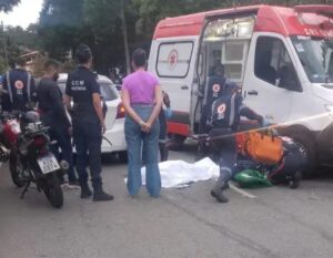 Motociclista morre em acidente com carro no bairro Ideal, Ipatinga